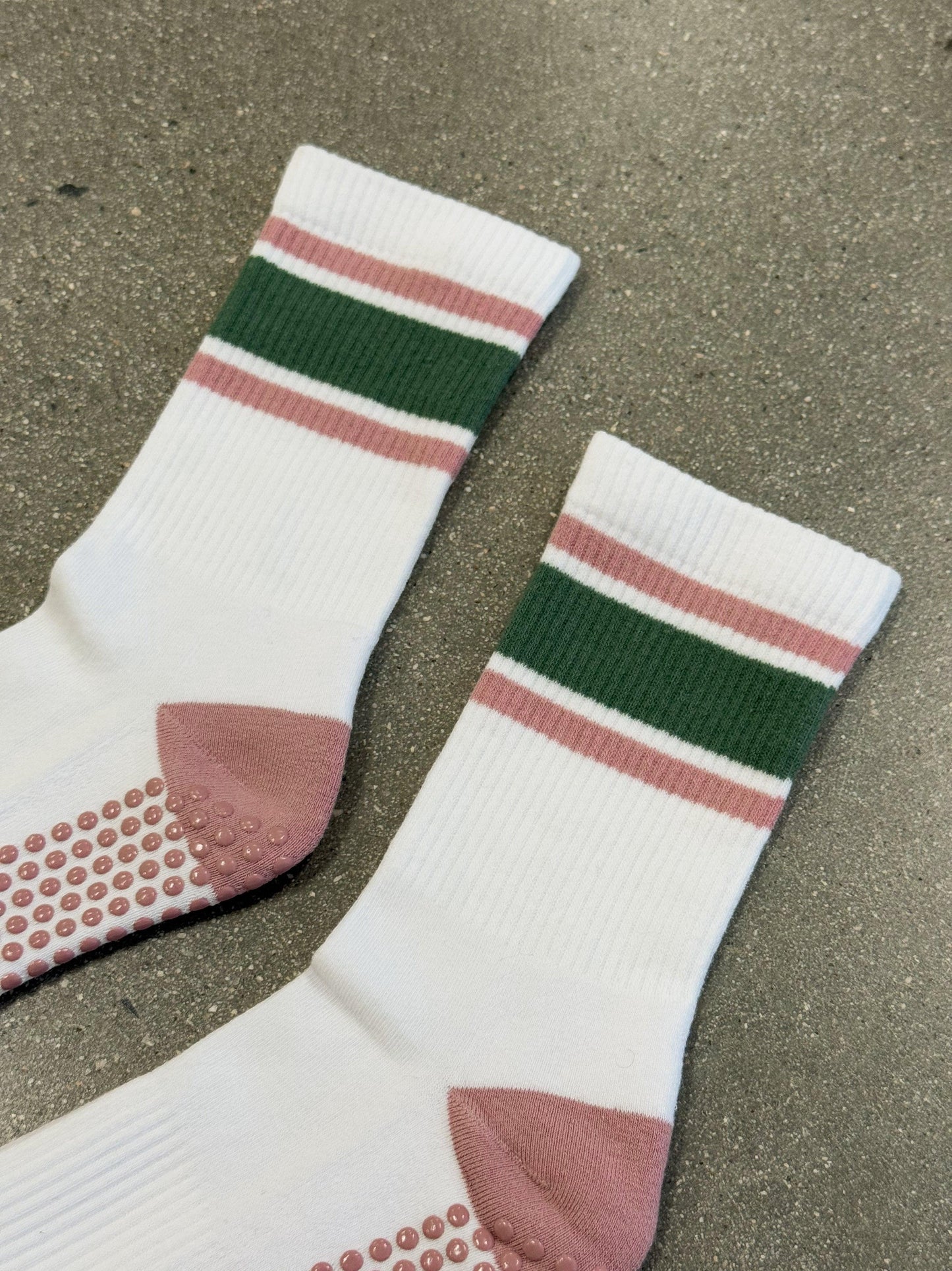 Matcha Rose Latte Grippy Socks - Fit & CO