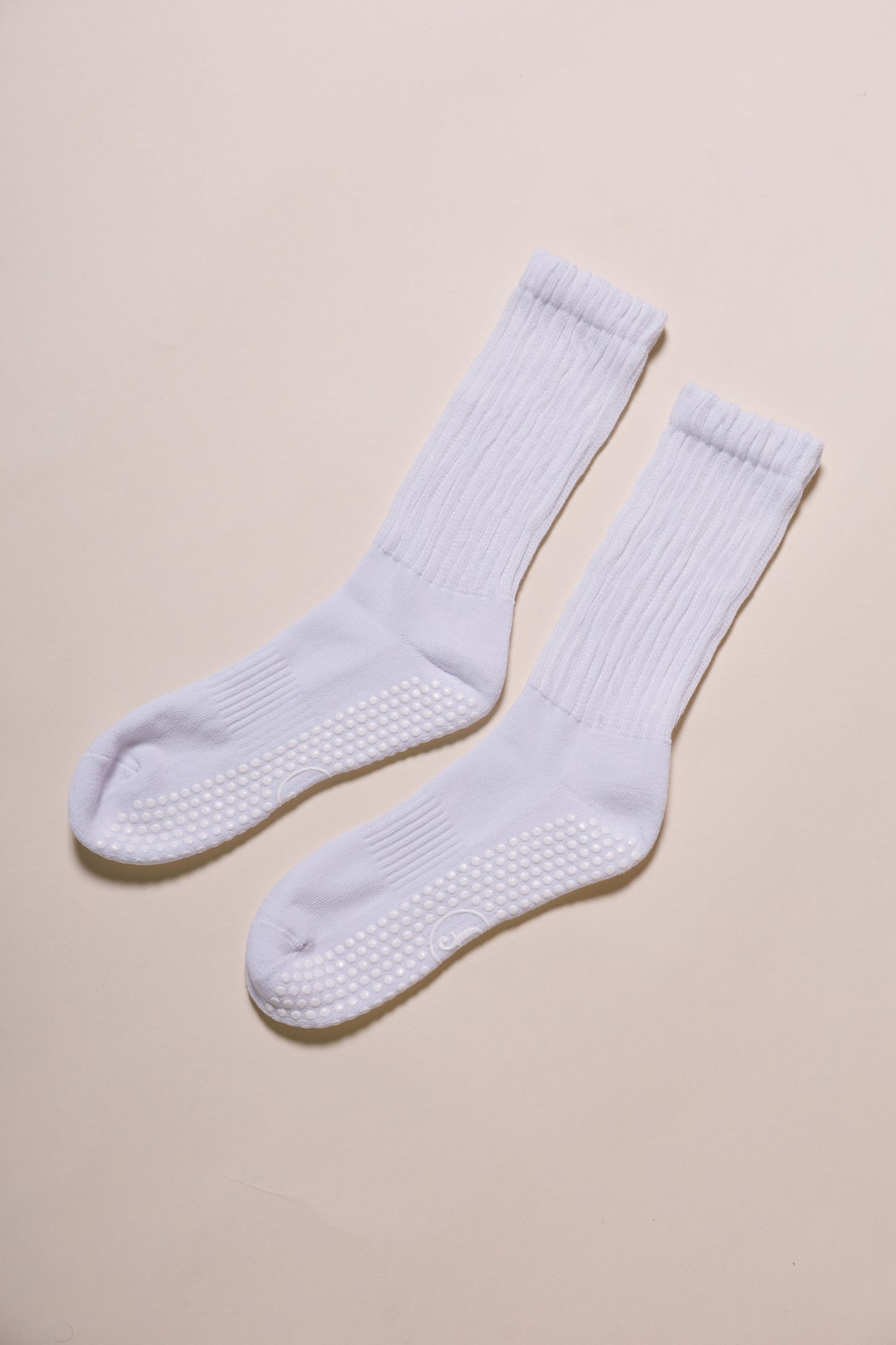 White Scrunch Grip Socks - Classic & Clean