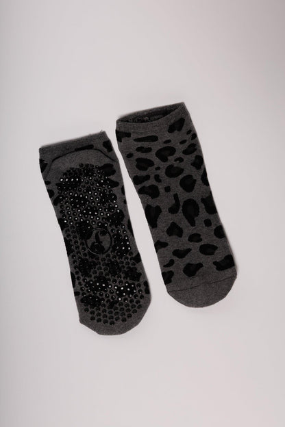 Grey Cheetah Grippy Socks - Fit & CO