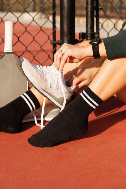 Essentials Black Grippy Socks - Fit & CO