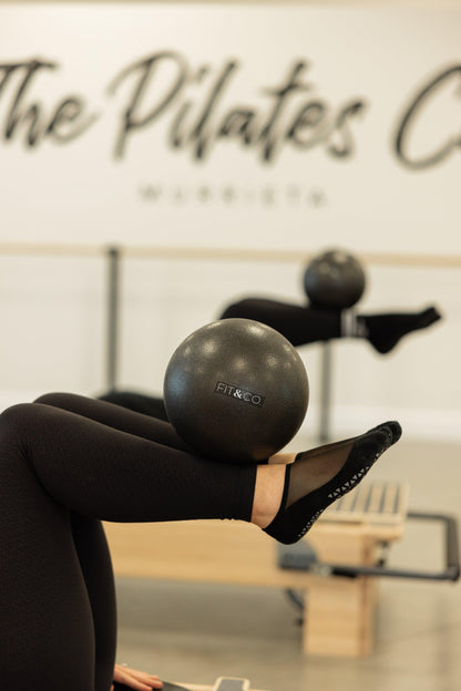 Pilates Ball - 8 inches - Fit & CO