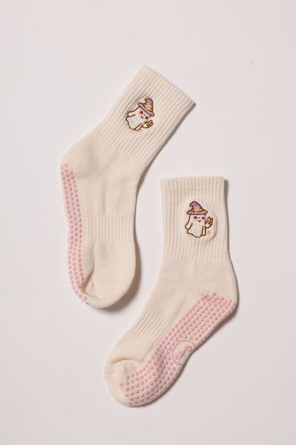 Groovy Ghost – Short Crew Grip Socks - Fall Collection